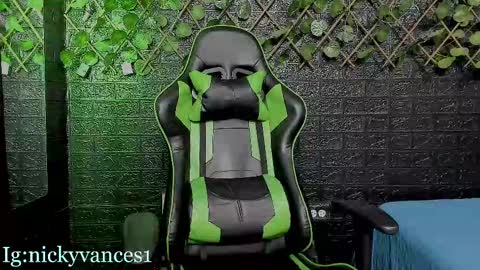 nicky online show from 10.13.25