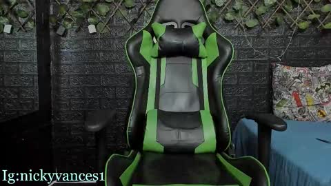 nicky online show from 10.23.25