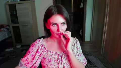 Nicky Weekends online show from 03.08.25