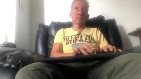 Snapshot of nico181969 chatting on 09.28.25 Nico online show from 09.28.25