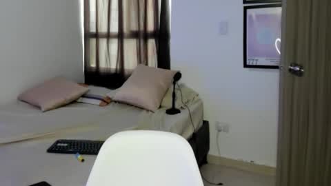 Snapshot of nicocartterr chatting on 11.27.25 nicol online show from 11.27.25