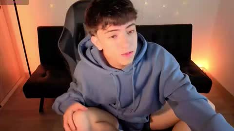 Nicolas online show from 01.06.26