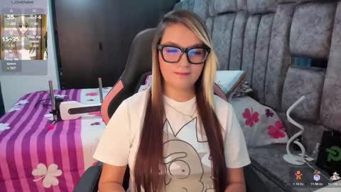 YuliEM online show from 11.26.25