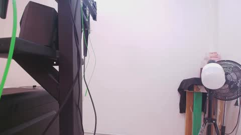 Nicol online show from 12.22.24