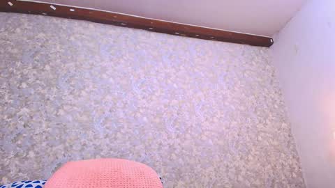 Nicol online show from 01.08.25