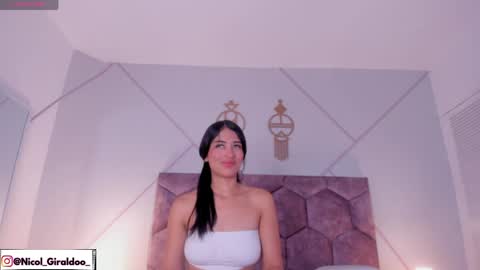 Nicol online show from 04.06.26
