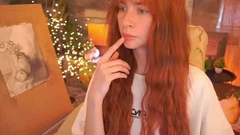 Snapshot of nicol_moonn chatting on 03.29.26 Nicol Moonn online show from 03.29.26