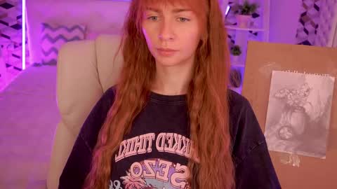 Snapshot of nicol_moonn chatting on 04.16.26 Nicol Moonn online show from 04.16.26
