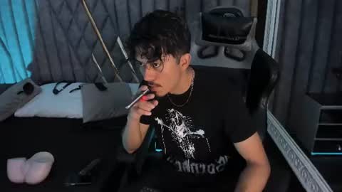 Nicolai online show from 06.12.26