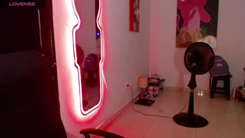 nicolas online show from 01.17.25