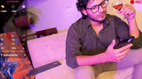 Snapshot of nicolasrodrii chatting on 12.23.24 nicolasrodrii online show from 12.23.24