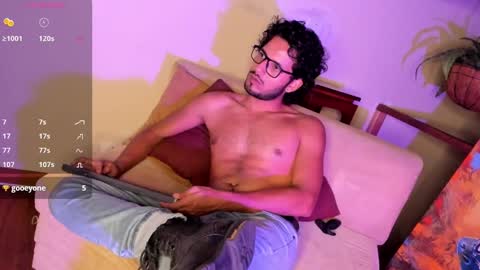 Snapshot of nicolasrodrii chatting on 01.07.25 nicolasrodrii online show from 01.07.25