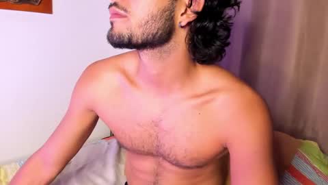 Snapshot of nicolasrodrii chatting on 01.23.25 nicolasrodrii online show from 01.23.25