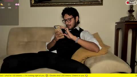 Snapshot of nicolasrodrii chatting on 11.29.25 nicolasrodrii online show from 11.29.25