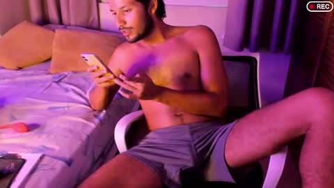 Snapshot of nicolasrodrii chatting on 12.22.25 nicolasrodrii online show from 12.22.25