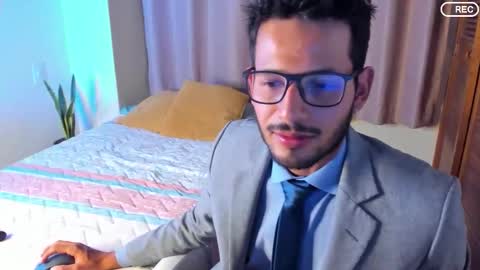 Snapshot of nicolasrodrii chatting on 01.18.26 nicolasrodrii online show from 01.18.26