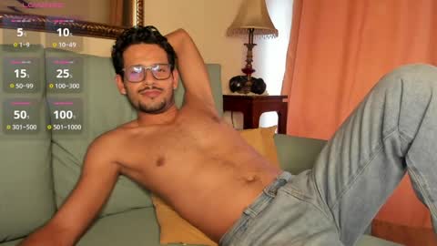 Snapshot of nicolasrodrii chatting on 03.31.26 nicolasrodrii online show from 03.31.26