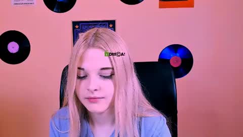nicole_bright online show from 07.08.26