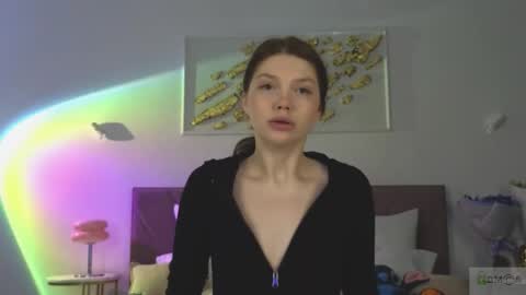 Snapshot of nicole_broown chatting on 11.27.25 Nicole online show from 11.27.25