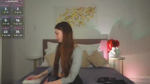 Snapshot of nicole_broown chatting on 02.28.26 Nicole online show from 02.28.26