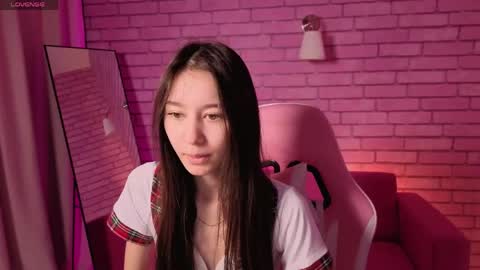Nicole online show from 05.11.26