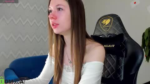 GMT7TueWedThSu 0300am-0900am. Sa 1000am-0400pm online show from 03.17.26