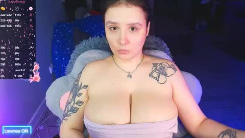 Kitty Nikki online show from 04.16.26