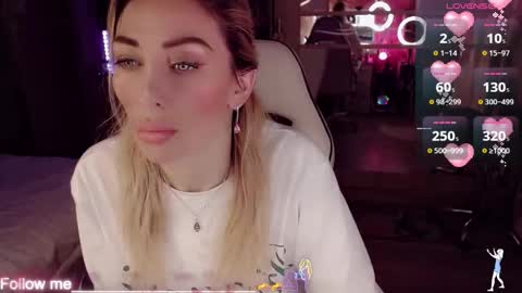 Snapshot of nicole_g0ld_ chatting on 01.16.26 Nicole online show from 01.16.26