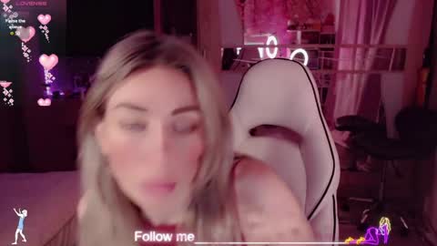 Snapshot of nicole_g0ld_ chatting on 03.23.26 Nicole online show from 03.23.26