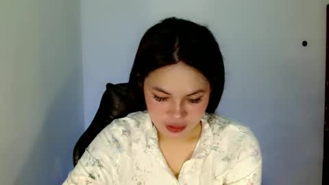 nicole_kiss01 online show from 10.17.25