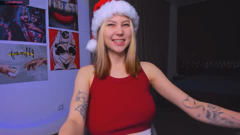 Snapshot of nicole_matt chatting on 12.21.24 Nicole online show from 12.21.24