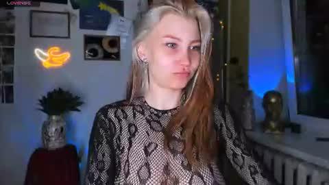 Nicole online show from 07.05.26