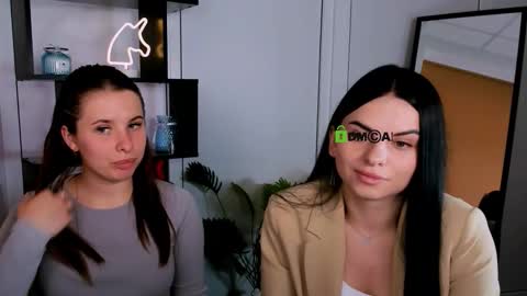 Snapshot of nicole_muah chatting on 09.24.25 nicole_muah online show from 09.24.25