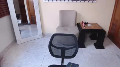 Nicole Santana online show from 02.03.26