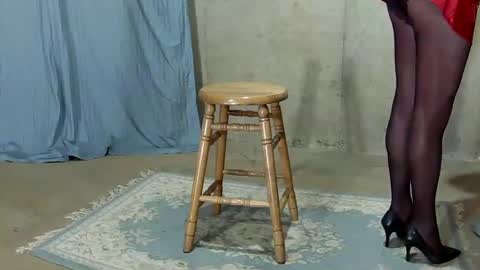 Snapshot of nicole_t chatting on 09.11.25 Nicole T online show from 09.11.25