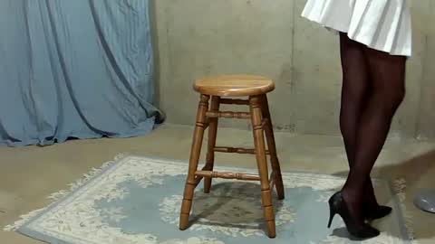 Snapshot of nicole_t chatting on 09.24.25 Nicole T online show from 09.24.25