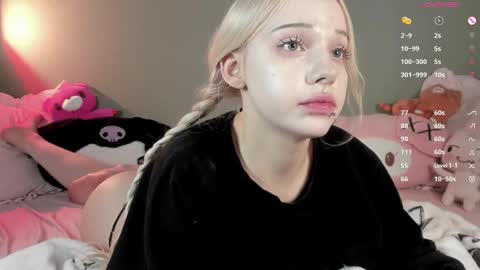 Mary online show from 10.30.25