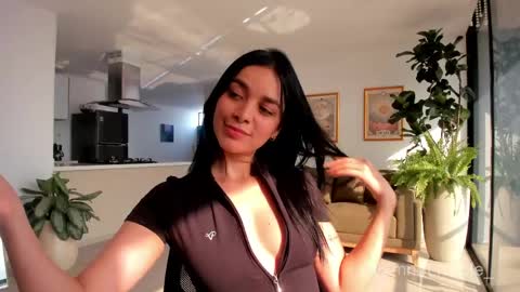 Snapshot of nicolemanson chatting on 03.31.26 Nicole Manson online show from 03.31.26