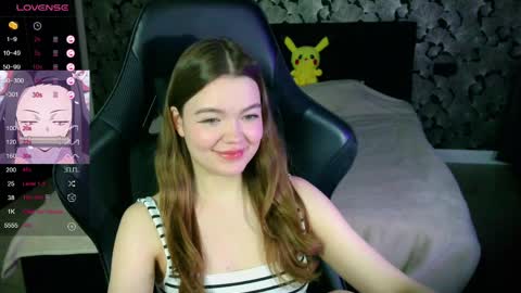 NicoleMeew online show from 04.11.26