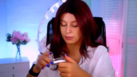 Snapshot of nicolemoonn chatting on 11.14.25 online November 28 from 16 to 20 November 29 from 12 to 20 December 3 and 5 from 12 to 20 December 7 and 8 from 04 to 08 GMT online show from 11.14.25