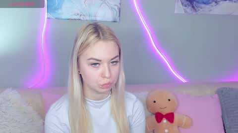 NicoleStunning online show from 05.05.26