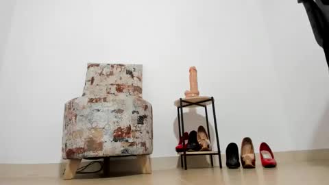 Snapshot of nicolett_aa chatting on 02.06.26 Nicolett online show from 02.06.26