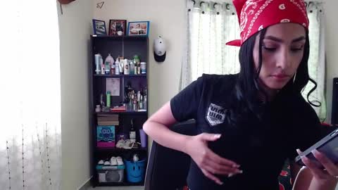 Nicole online show from 11.05.25