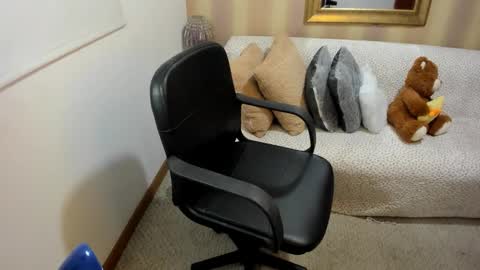 Nicolettcolin  online show from 09.09.25