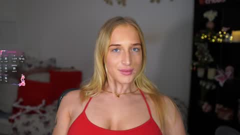 nicolette__shea_ online show from 01.04.25