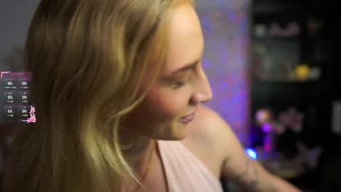 nicolette__shea_ online show from 03.07.25