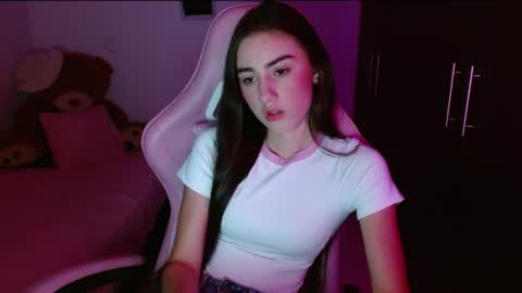 nicoll_28 online show from 07.05.26