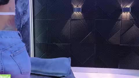 Snapshot of nicollbashel chatting on 03.12.25 Nicoll Independent model online show from 03.12.25