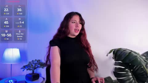 nicolle_evanss_ online show from 03.31.26