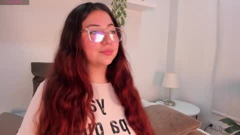 nicolle_evanss_ online show from 04.25.26